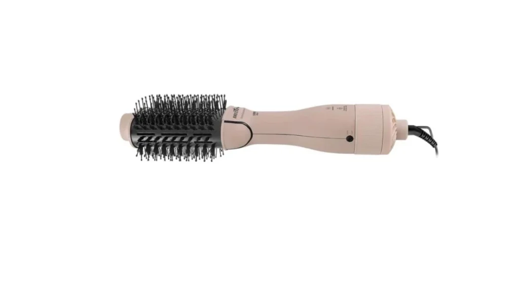 Escova Secadora Britânia Soft 4 em 1 BEC07R vista lateral, exibindo corpo compacto e fio giratório