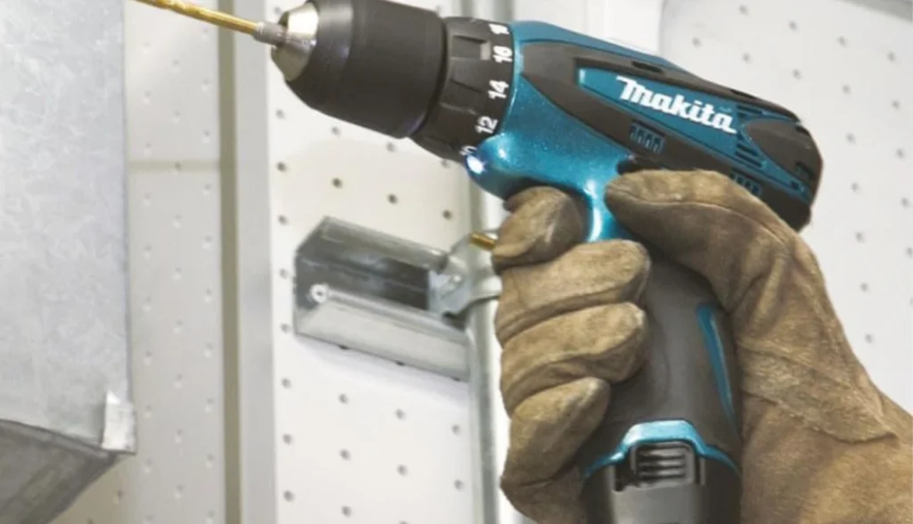 Makita DF333D 
